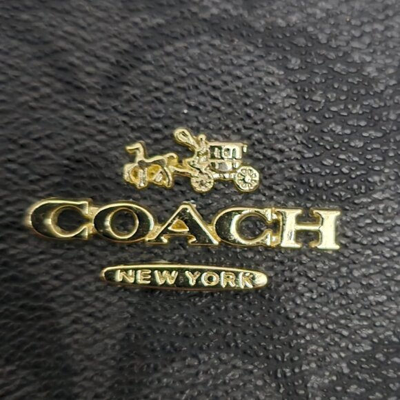 Coach Purse New - Picture 3 of 4